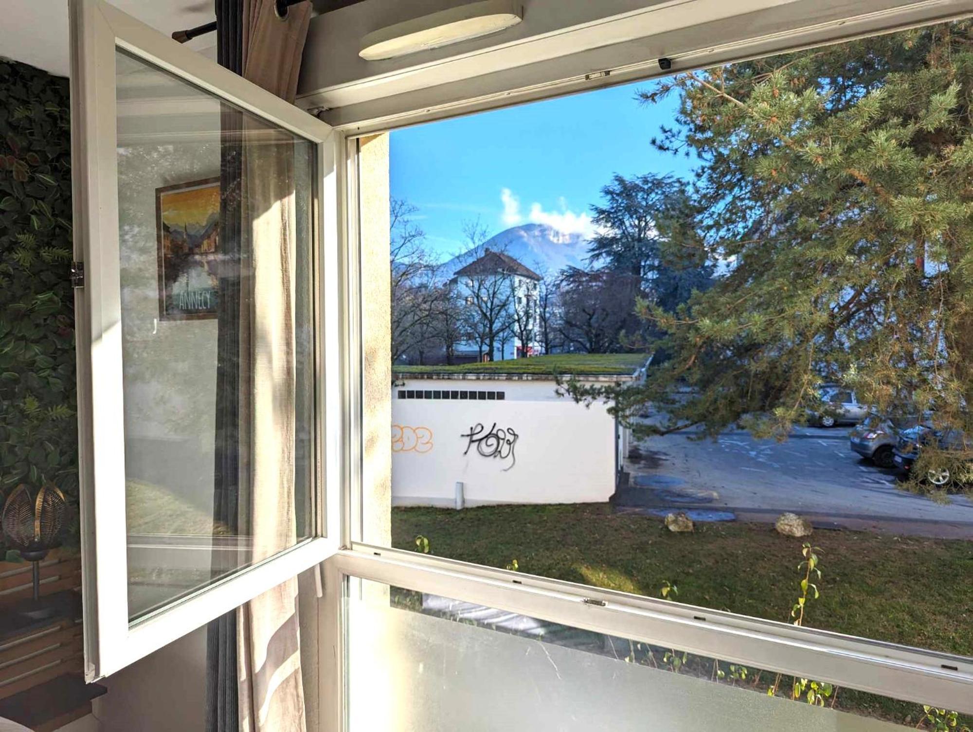 Cabana & Merci Annecy - Parking Et Proche Du Lac Exterior photo