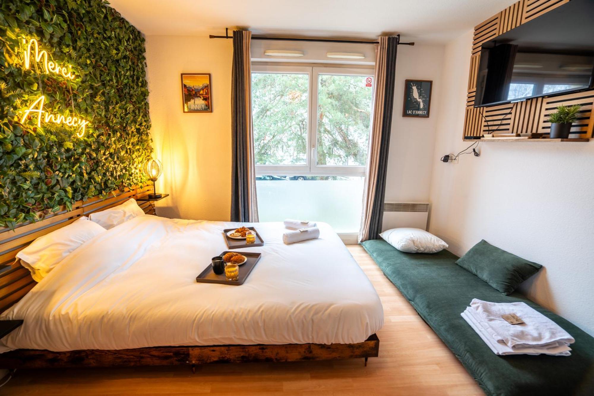 Cabana & Merci Annecy - Parking Et Proche Du Lac Exterior photo